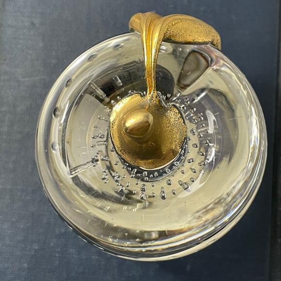 Vintage Gatco Controlled Bubble‎ Glass Apple Paperweight w/ Solid Brass - Picture 7 of 9
